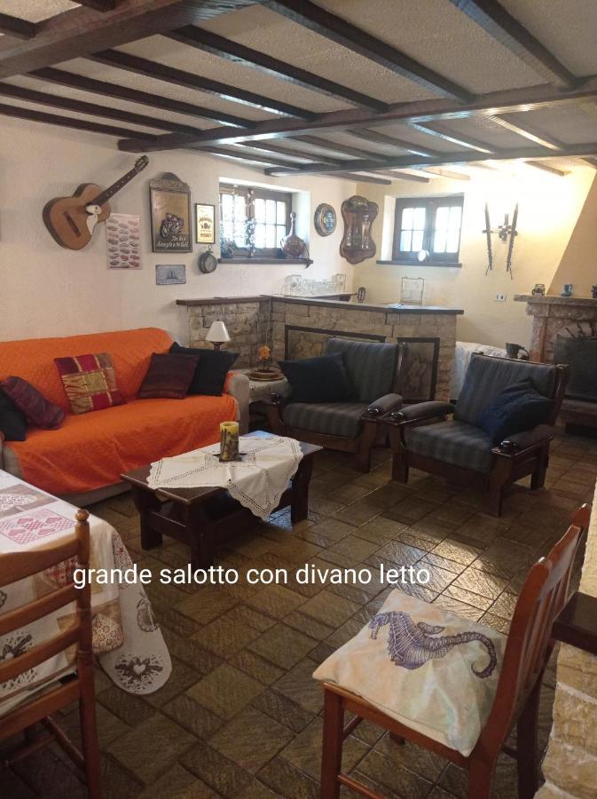 Villa Laura Incisa Scapaccino Екстер'єр фото